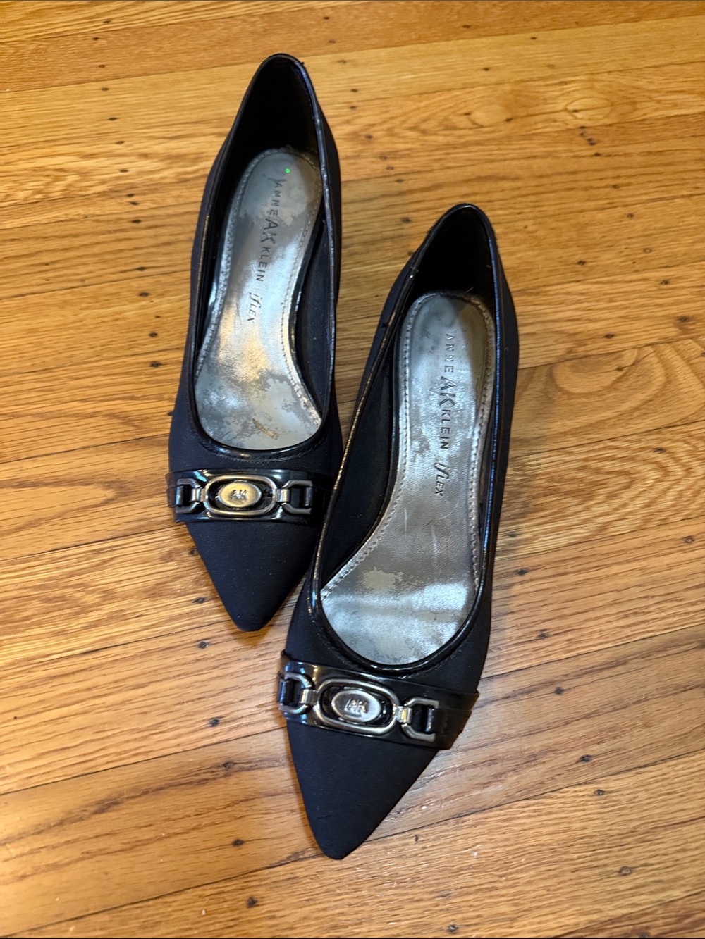 Anne Klein Black Pointed Toe Flats with Decorative Buckle 8